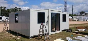 Quick-install heat-insulated double-wing folding extension house-1